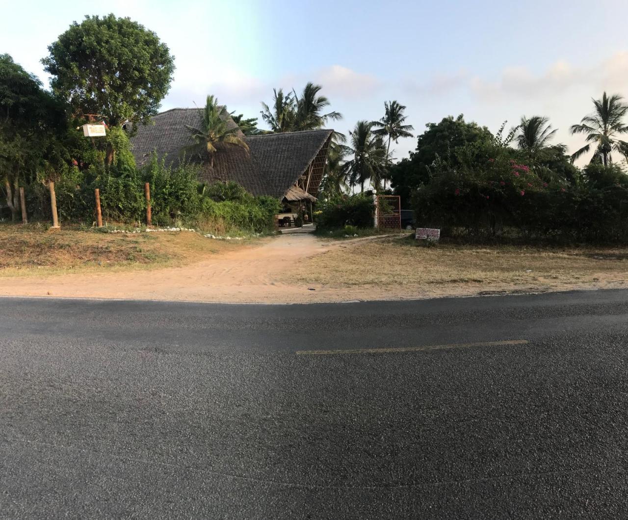 Travellers Inn Resort Malindi Kijiwetanga Exteriér fotografie