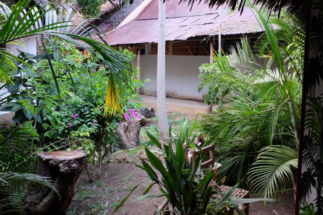 Travellers Inn Resort Malindi Kijiwetanga Exteriér fotografie